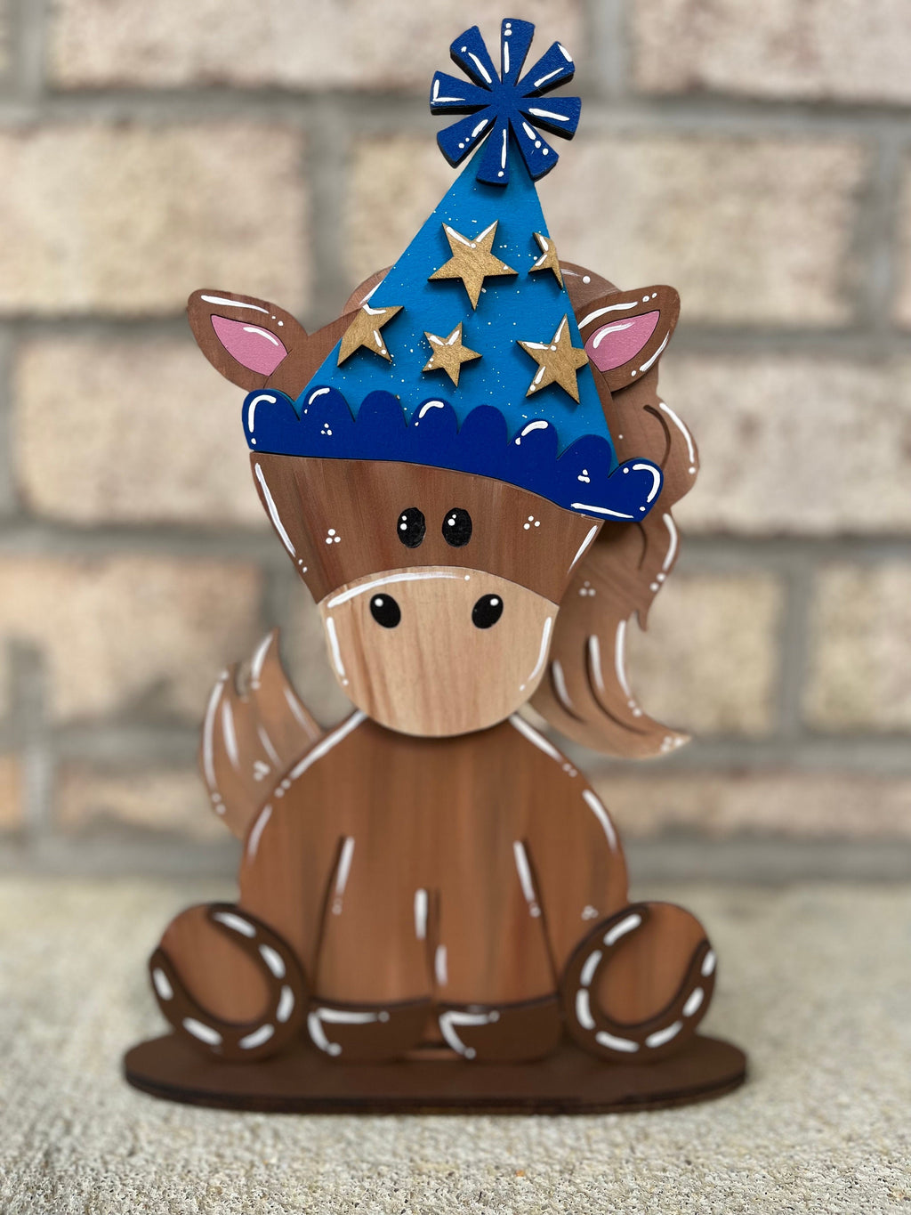 Horse Desk Buddy with Birthday Hat