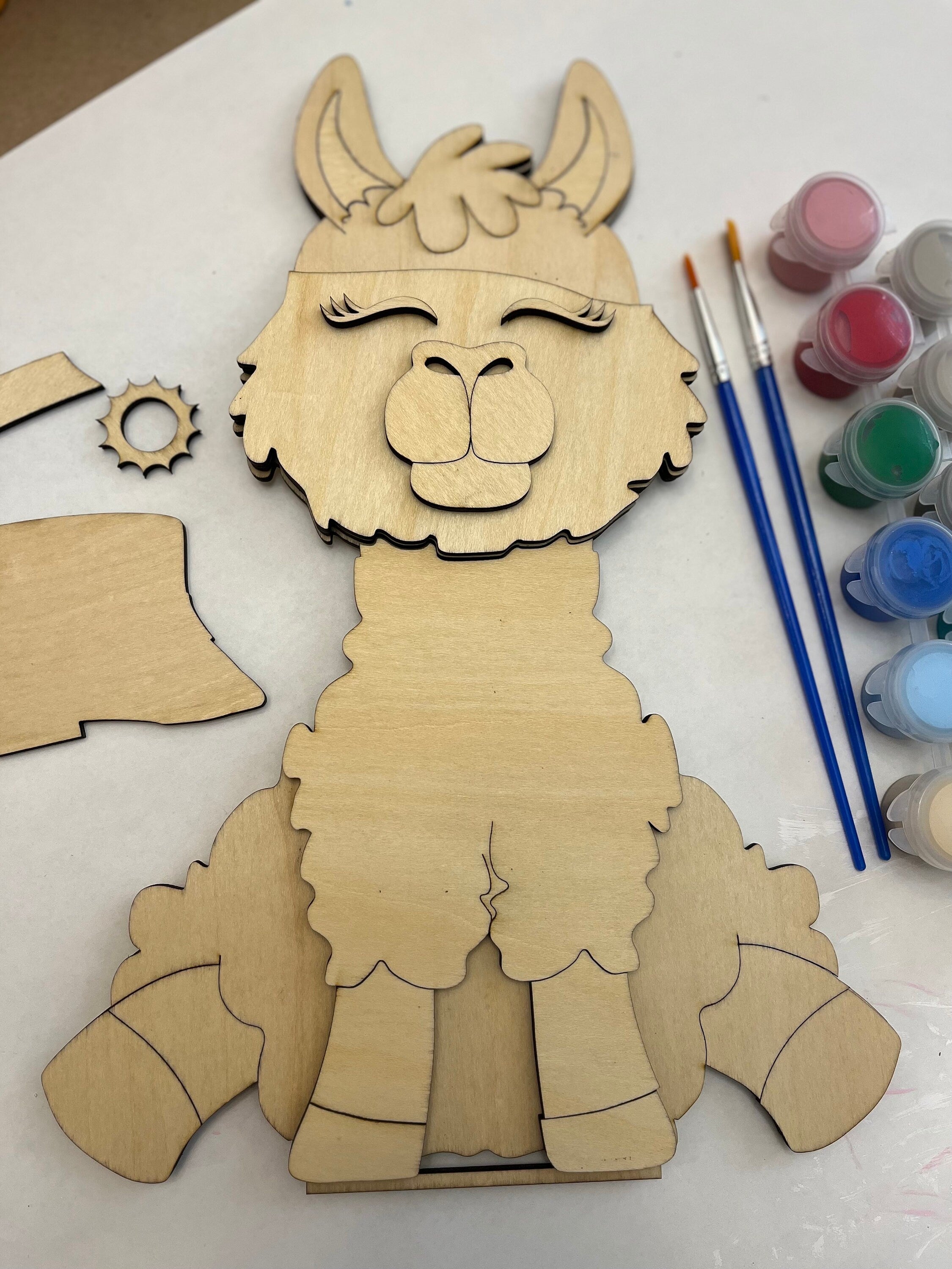 Paint Your Own Llama Interchangeable Sign