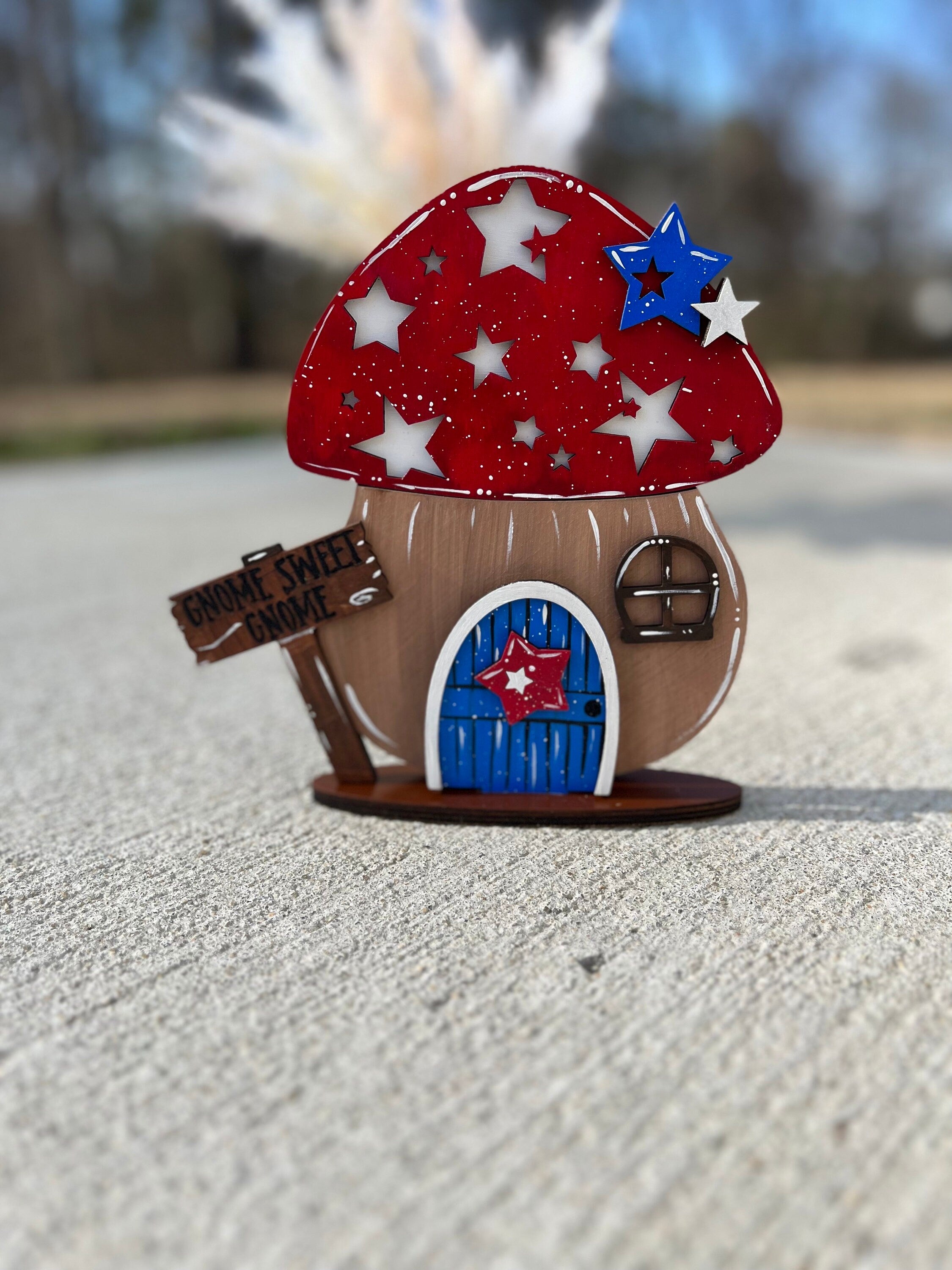 Mushroom House Interchangeable Shelf Sitter