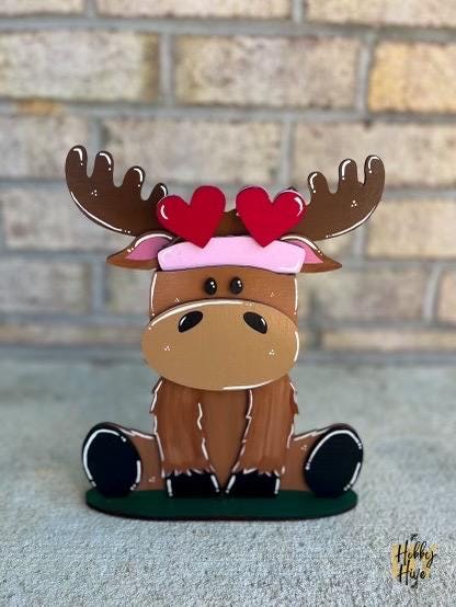 Paint Your Own Moose Interchangeable Sign with Seasonal and Holiday Hats Included