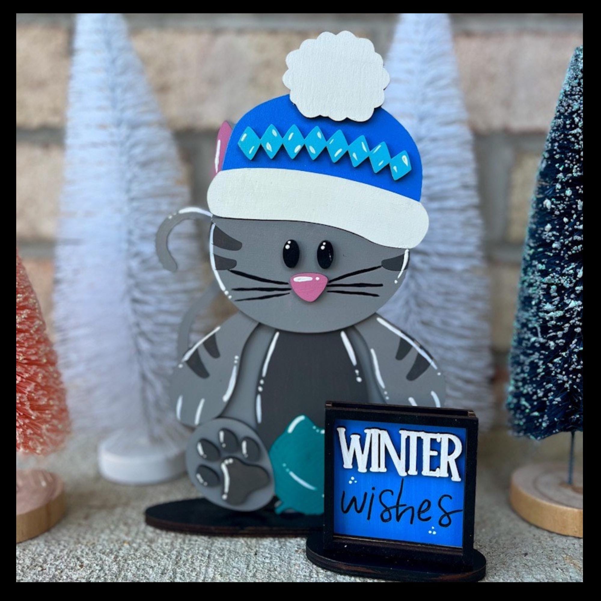 Interchangeable Cat Shelf Table Desk Sitter with Seasonal Hats for Home Decor